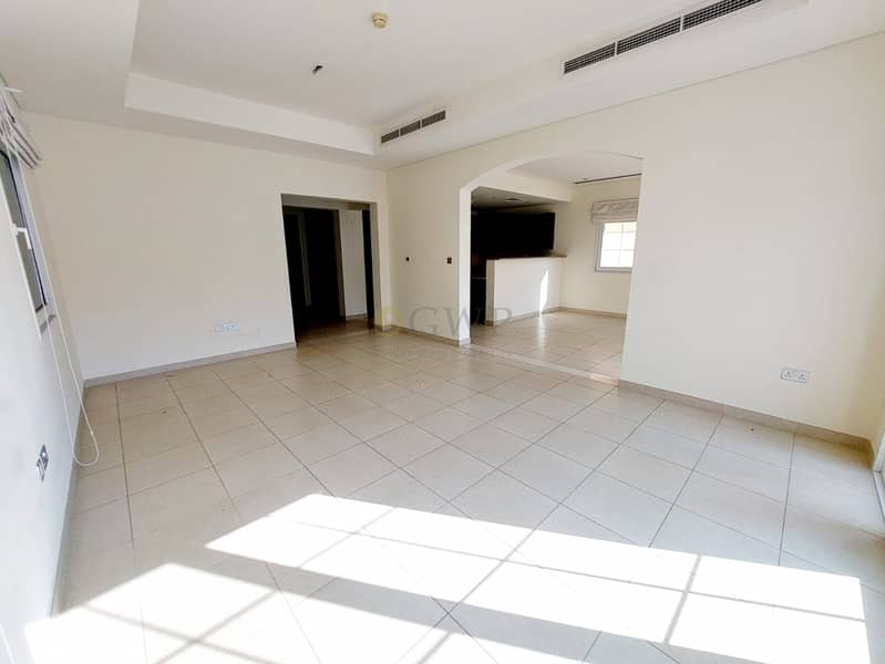 Spacious|Grand Garden|Central|Well Kept|Med Style