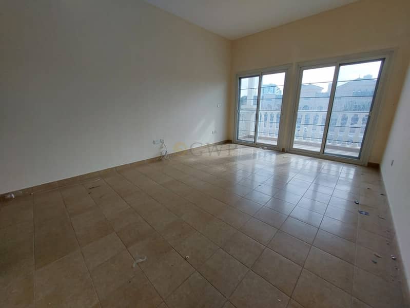 Spacious|Grand Garden|Central|Well Kept|Med Style - Image 12