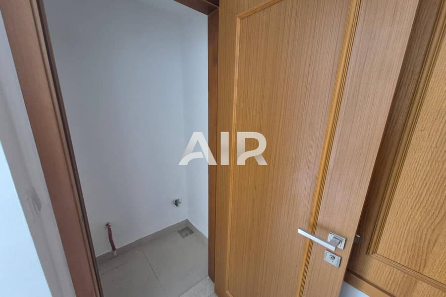 2 Bedroom I Very Close to Pool | Private Garden - Image 10