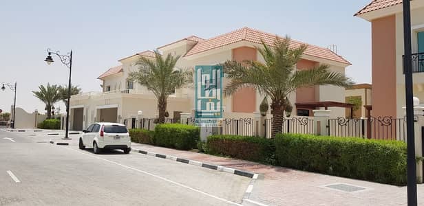 LUXURY VILLA REDY TO MOVE LUXURY VILLA REDY TO MOVE