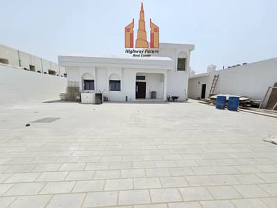 4 Bedroom Villa for Rent in Al Mirgab, Sharjah - 67783. jpg