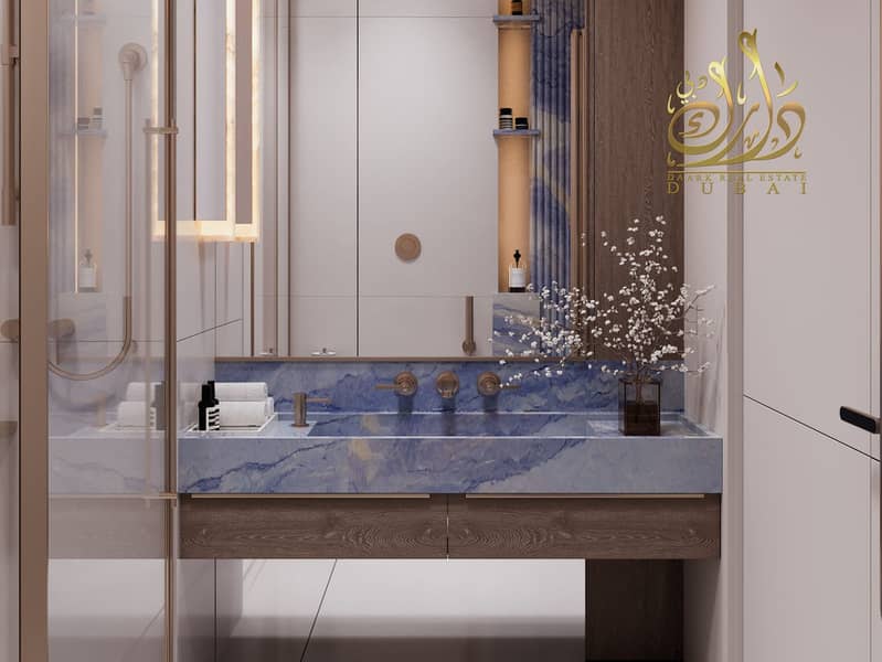 10 Bathroom (1). jpg