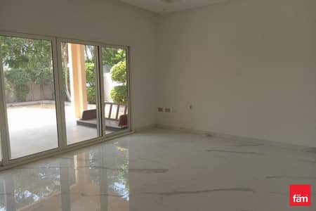 4 Bedroom Villa for Rent in The Meadows, Dubai - Upgraded | Bright | Great community