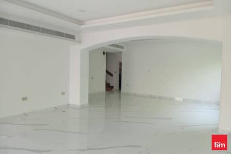 4 Bedroom Villa for Rent in The Meadows, Dubai - Upgraded | Bright | Great community