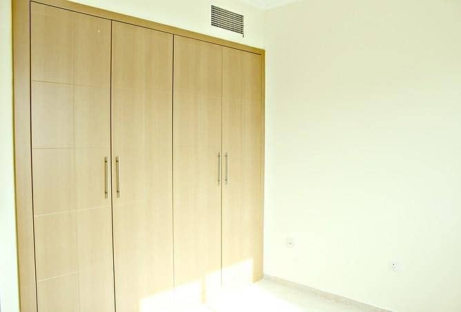 شقة في واحة دبي للسيليكون 3 غرف 90000 درهم - 4245246