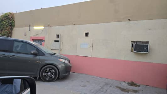 8 Cпальни Вилла Продажа в Аль Кадисия, Шарджа - 1000752619. jpg