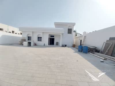 5 Bedroom Villa for Rent in Al Sabkha, Sharjah - 1000704281. jpg