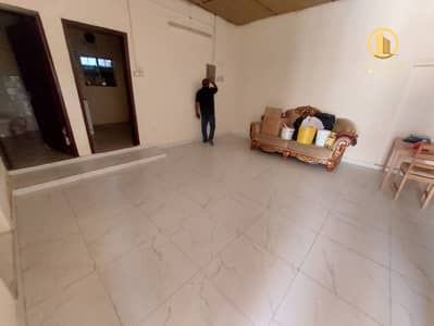 4 Bedroom Villa for Rent in Al Sabkha, Sharjah - 20250818_120429. jpg