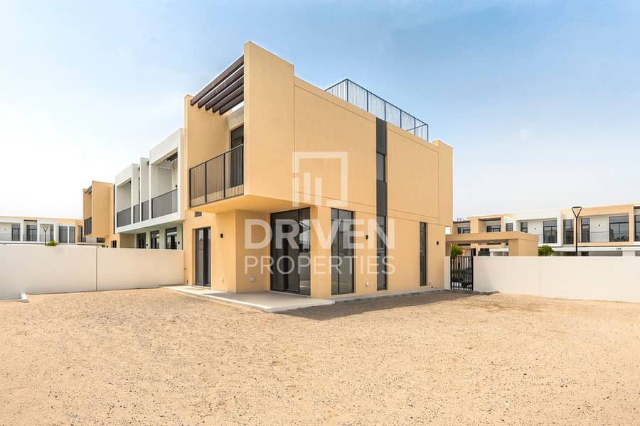 Pool Facing | Massive Garden | Excellent Location