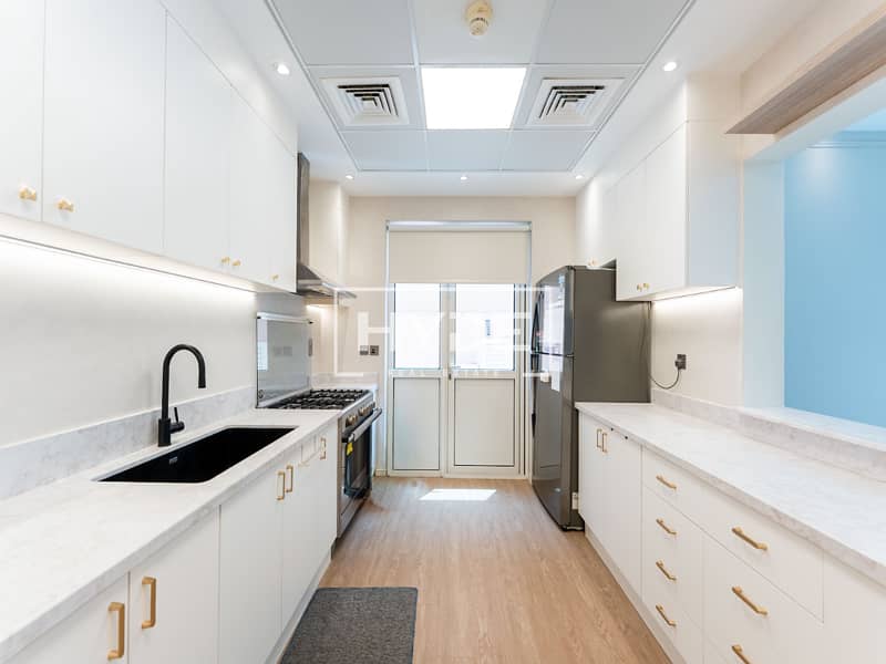 Vacant 4 Ensuite Bedroom | Close To Mall