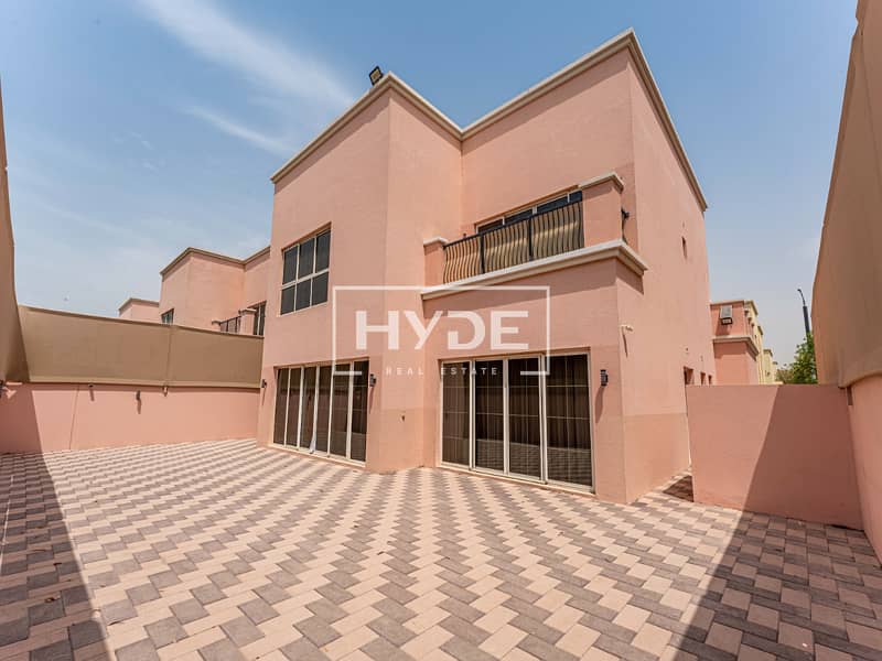 Vacant 4 Ensuite Bedroom | Close To Mall - Image 16