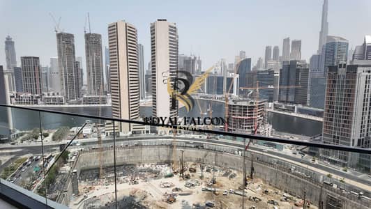 1 Bedroom Apartment for Rent in Business Bay, Dubai - VACANT| SPACIOUS| HIGH FLOOR| BURJ & CANAL VIEW