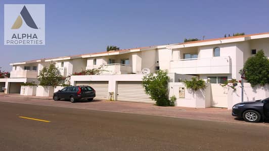 4 Camere Villa in Affitto a Al Garhoud, Dubai - Front Picture. jpg 4 Camere Villa in Affitto a Al Garhoud, Dubai - Front Picture. jpg