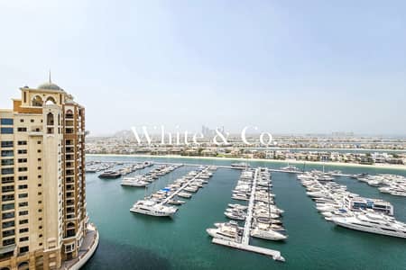 2 Bedroom Apartment for Sale in Palm Jumeirah, Dubai - Sea View | Vacant on Transfer | Spacious