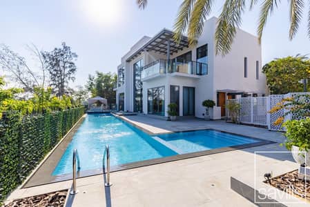6 Bedroom Villa for Rent in Jumeirah Islands, Dubai - Furnished | Upgraded | Infinity Pool | Lake View