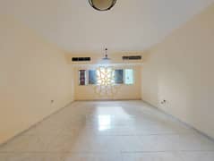 شقة في بناية الحفيت،الخان 1 غرفة 31999 درهم - 12565573