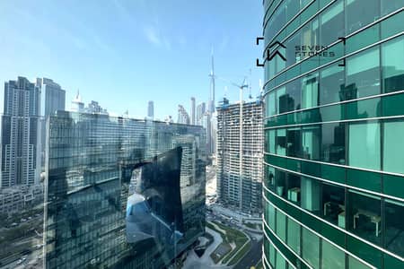 Office for Rent in Business Bay, Dubai - Ready to Move-in | Fully Fitted and Furnished
