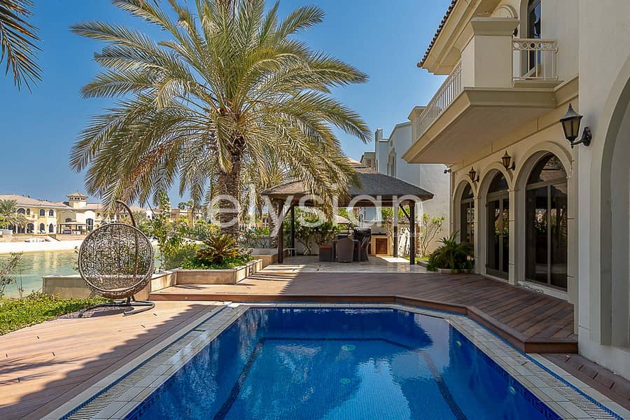 Atrium Entry | Ready to Move In | Beach Access Atrium Entry | Ready to Move In | Beach Access