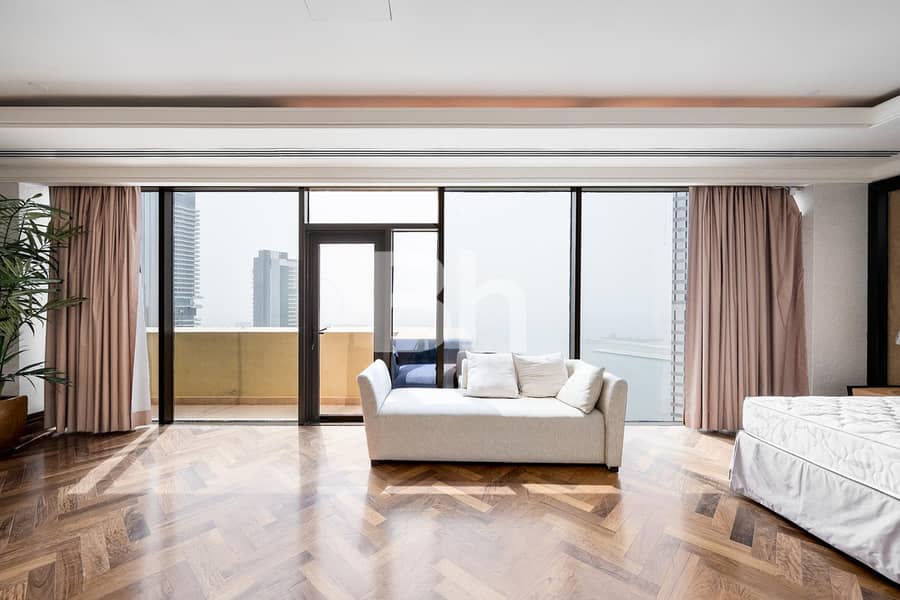 Duplex | Large Layout | Vacant | Full Sea View