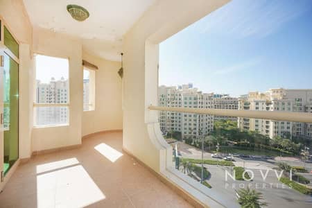 3 Bedroom Flat for Rent in Palm Jumeirah, Dubai - Beach Side | Vast Layout | Available Now