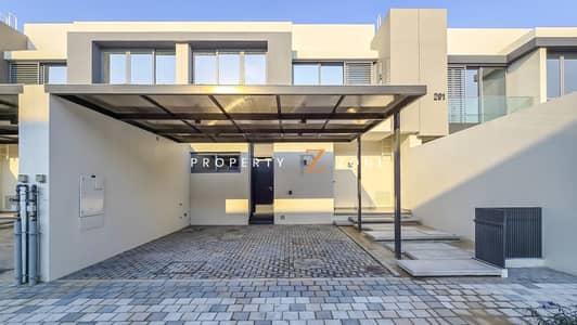 3 Bedroom Townhouse for Rent in Wasl Gate, Dubai - Summer Rent | Close to Entry and Exit | Open View