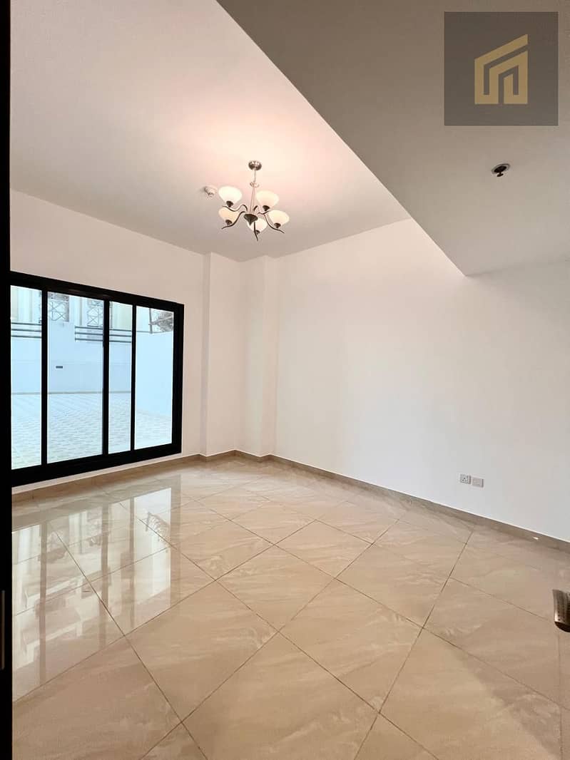 VACANT | SPACIOUS + MAIDS ROOM | NEXT TO METRO STATION - Image 9