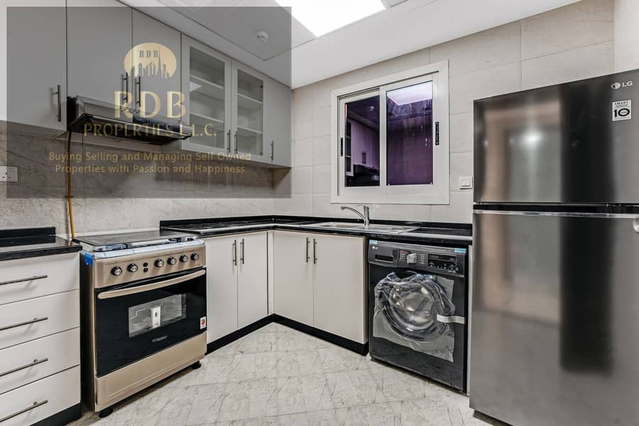 9 KITCHEN1. jpg