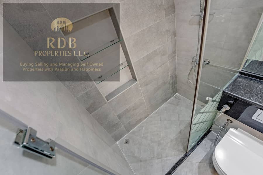 12 BATHROOM VIEW 3. jpg