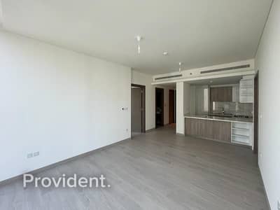 2 Bedroom Apartment for Sale in Sobha Hartland, Dubai - Rented | Corner Unit | Community View