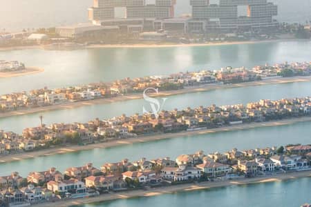 6 Bedroom Villa for Sale in Palm Jumeirah, Dubai - ULTRA LUXURY BEACH MANSION -HEART OF PALM JUMEIRAH