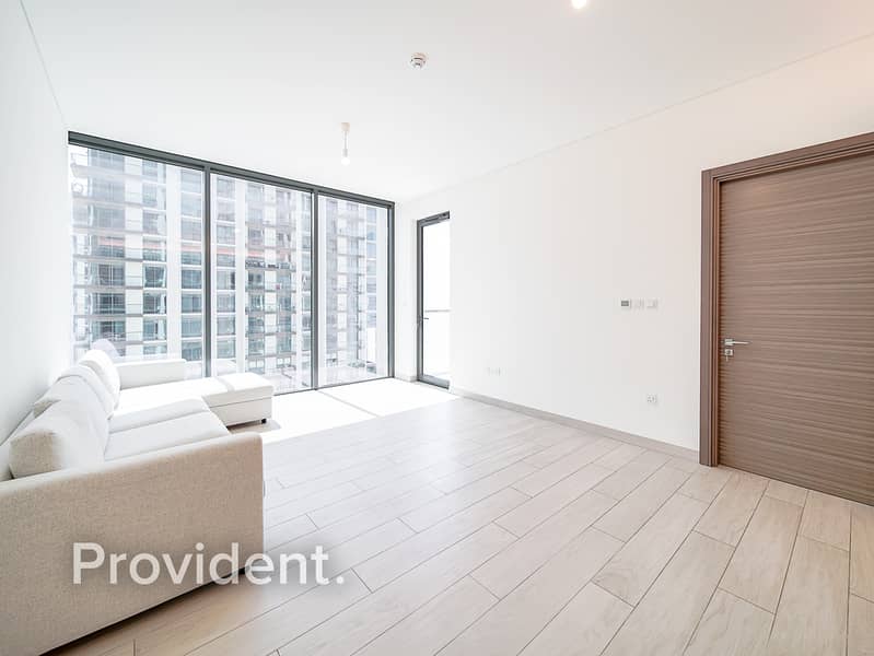 Spacious | Fitted Kitchen | Boulevard View