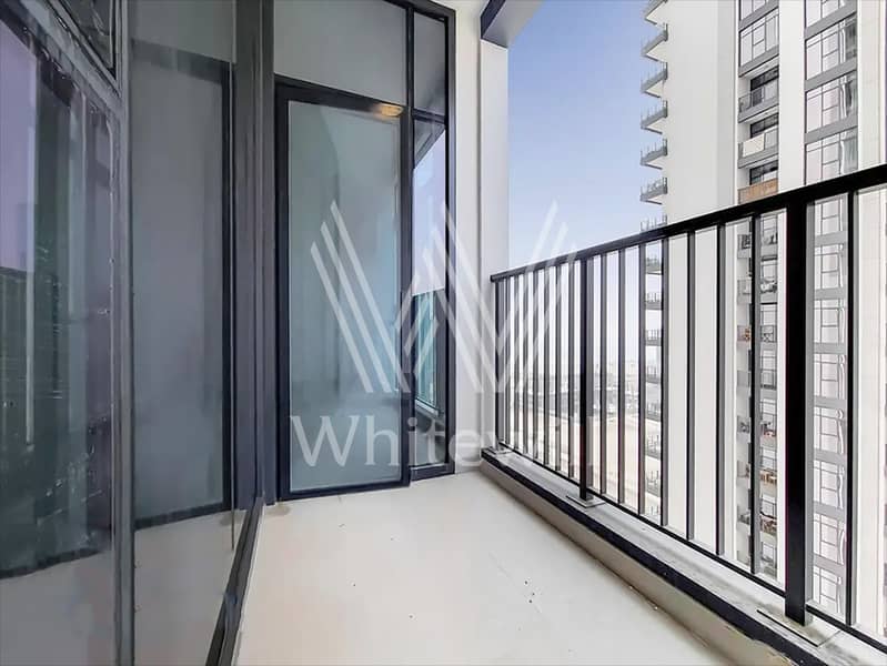 3 Balcony01. png