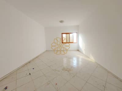 Studio for Rent in Bu Daniq, Sharjah - 20250820_164339. jpg