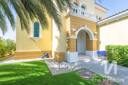 3 Bedroom Villa for Sale in Jumeirah Park, Dubai - Exclusive | Corner plot | Private Pool