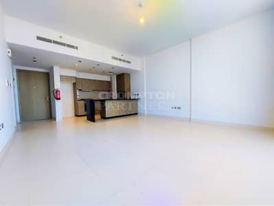 1 Bedroom Apartment for Sale in Al Reem Island, Abu Dhabi - Big Layout |High Floor| Well Maintained | Balcony