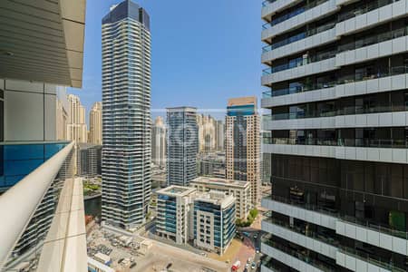 1 Bedroom Apartment for Rent in Dubai Marina, Dubai - | Exclusive | Bright and Spacious Layout |
