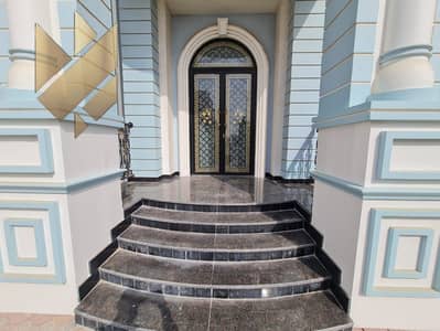 فیلا 5 غرف نوم للايجار في حوشي، الشارقة - IMG-20250820-WA0379. jpg
