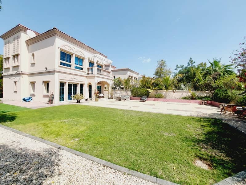 Best Location | Lush Green Garden - Image 18