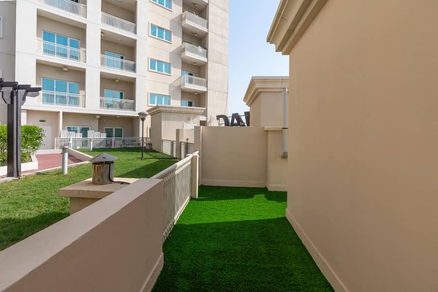 Best!! Large Duplex podium house with roof garden! - Image 16