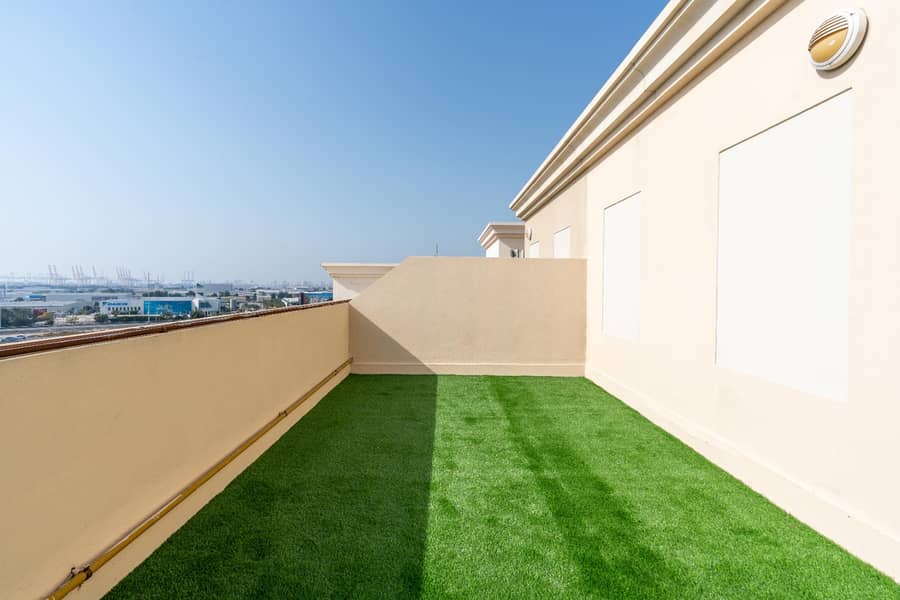 Best!! Large Duplex podium house with roof garden! - Image 20