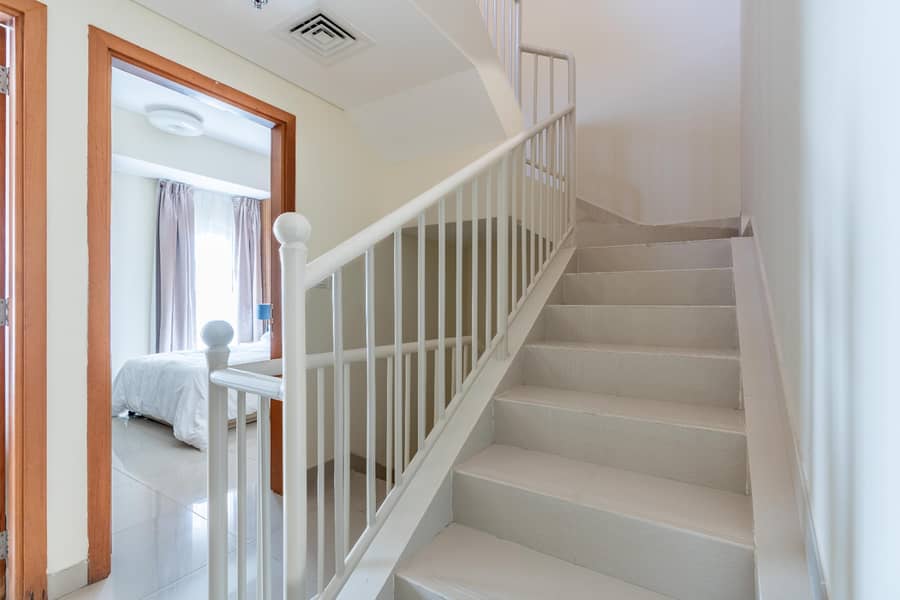 Best!! Large Duplex podium house with roof garden! - Image 34