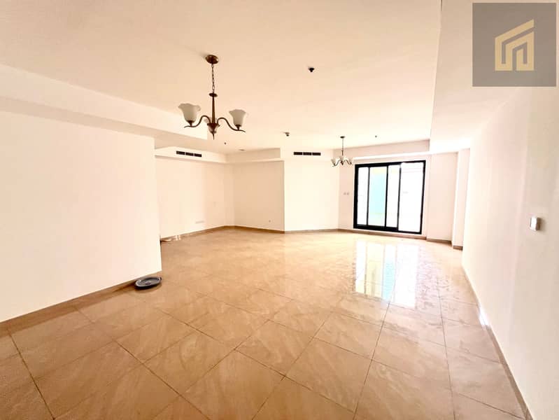 VACANT | SPACIOUS + MAIDS ROOM | NEXT TO METRO STATION