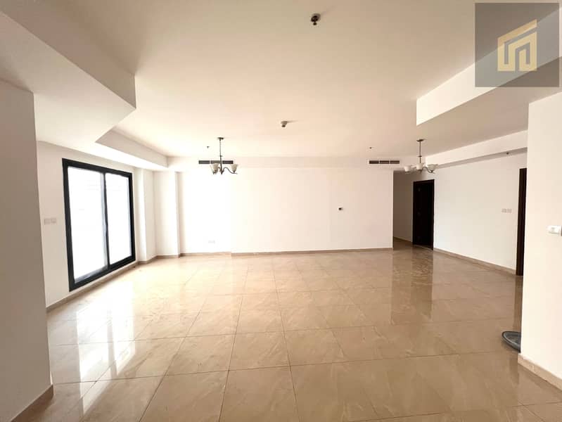 VACANT | SPACIOUS + MAIDS ROOM | NEXT TO METRO STATION