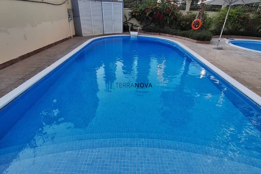 9 Pool. jpg