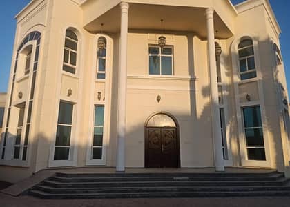 5 Bedroom Villa for Rent in Al Quoz, Dubai - Luxury 5BR + Maid | Private Pool | Ready Villa