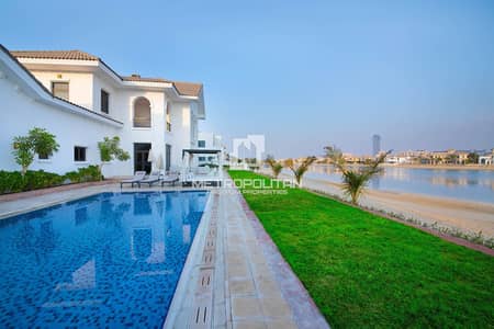 5 Bedroom Villa for Rent in Palm Jumeirah, Dubai - Stunning View | Fully Furnished | View Now