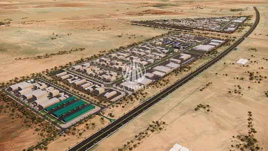 ارض صناعية  للبيع في المدام، الشارقة - TAZIZ-Signs-Land-Reservation-Agreements-for-Light-Industrial-Area. jpg