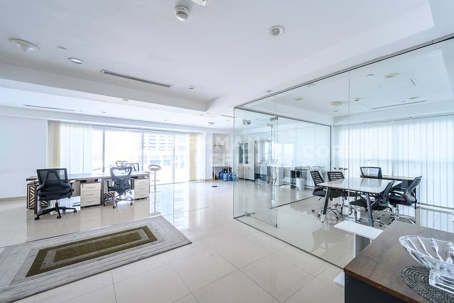 مکتب في برج أعمال سنجل،شارع الشيخ زايد 297000 درهم - 12581159