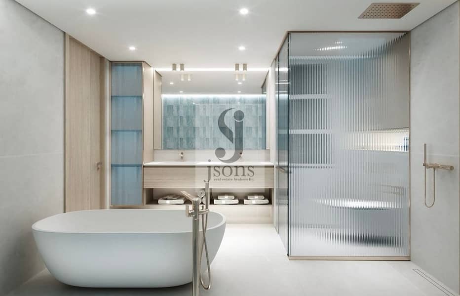 4 Bathroom. jpg