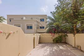 فیلا في فلل الريف - طراز عربي،فلل الريف،الريف 2 غرف 1599900 درهم - 12581652